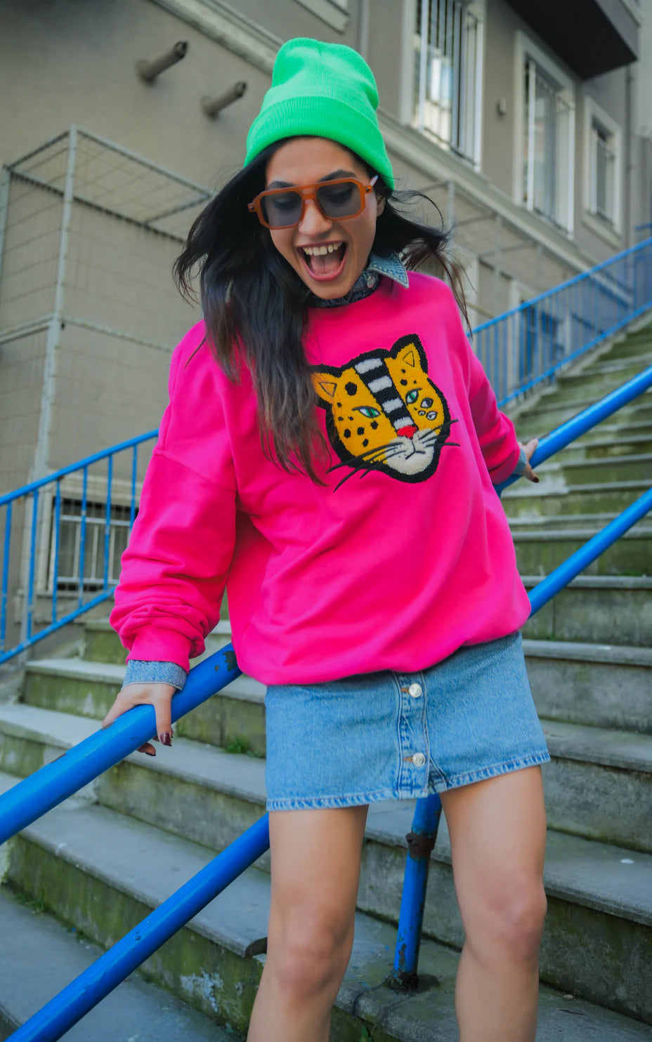 Stranger Unisex Sweatshirt / Fuşya