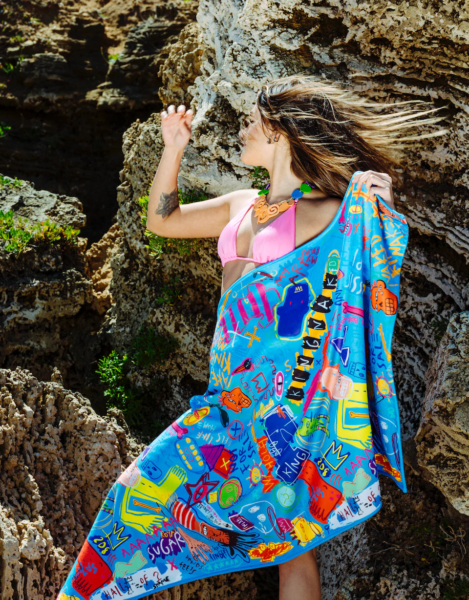 The Boy Plaj Havlusu